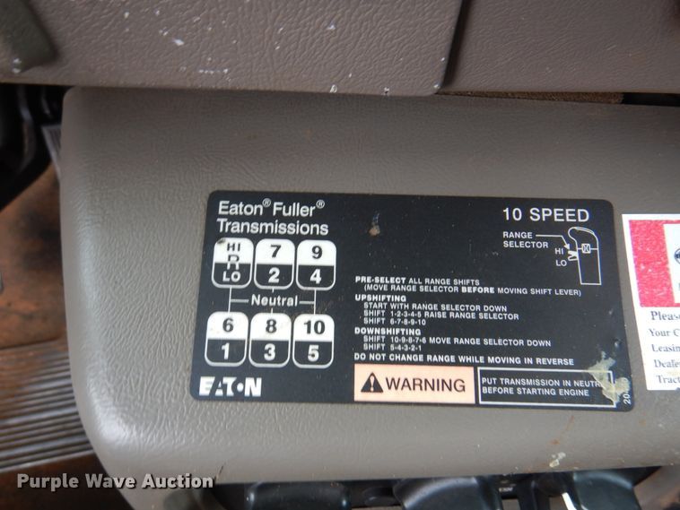 image for item DJ7516 2002 Mack CH613  dump truck