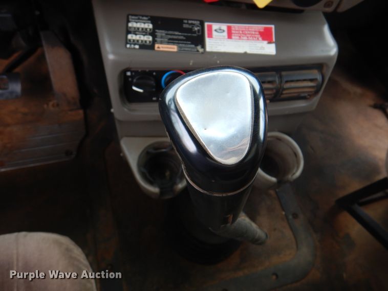 image for item DJ7516 2002 Mack CH613  dump truck