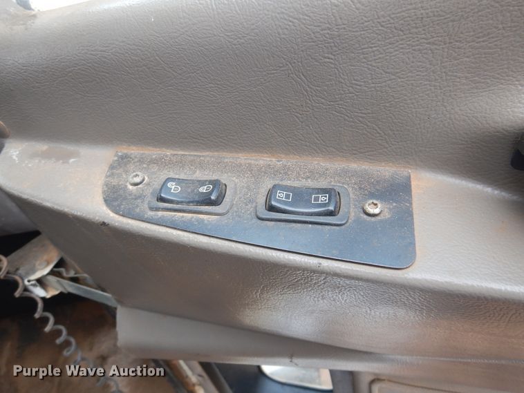 image for item DJ7516 2002 Mack CH613  dump truck