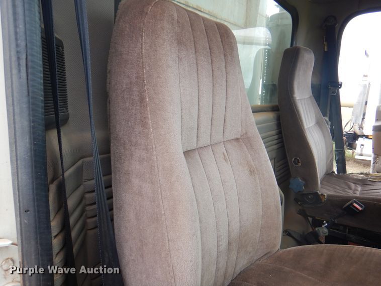 image for item DJ7516 2002 Mack CH613  dump truck