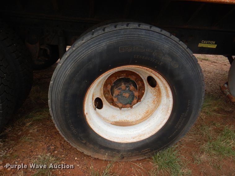 image for item DJ7516 2002 Mack CH613  dump truck