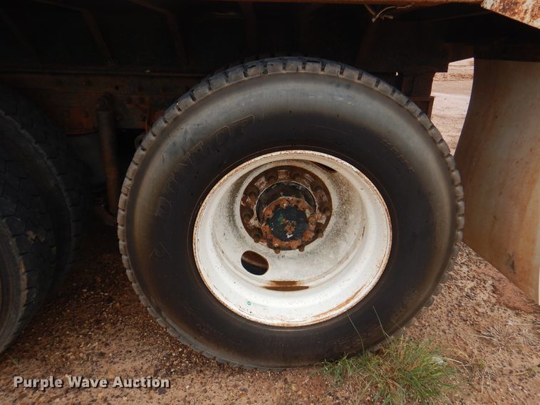 image for item DJ7516 2002 Mack CH613  dump truck