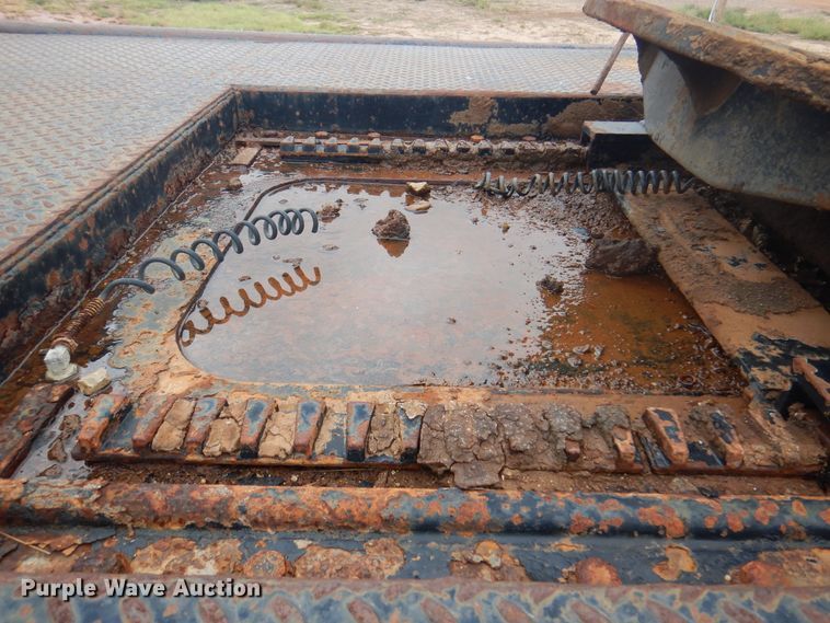 image for item DJ7517 2001 Mack CH613  winch truck