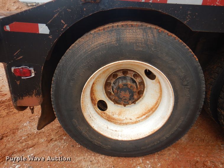 image for item DJ7517 2001 Mack CH613  winch truck