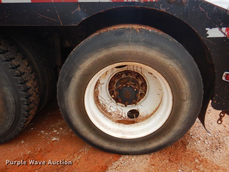 image for item DJ7517 2001 Mack CH613  winch truck