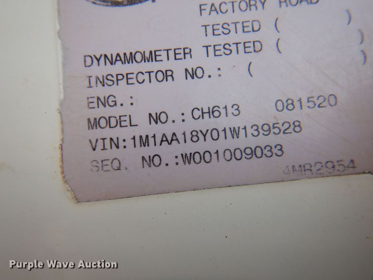 image for item DJ7517 2001 Mack CH613  winch truck