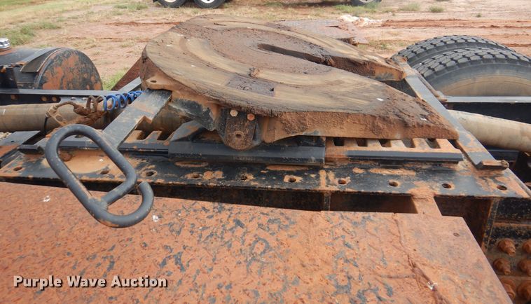 image for item DJ7518 2007 Mack CHN613  semi truck