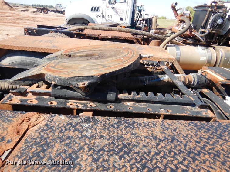 image for item DJ7521 2007 Mack CHN613  semi truck