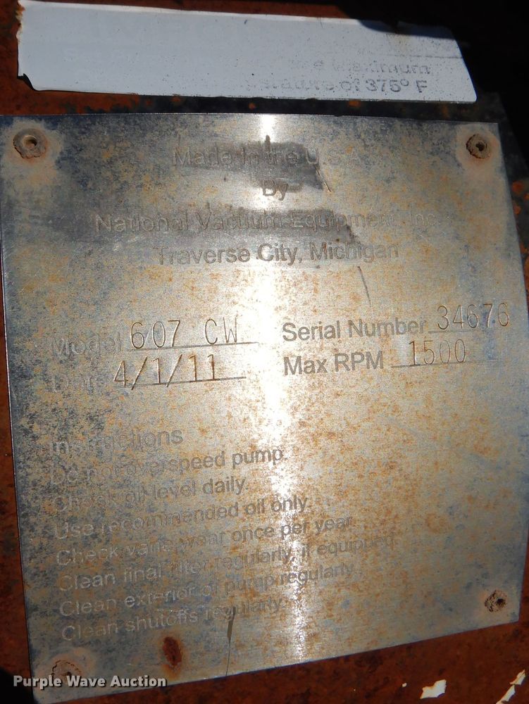 image for item DJ7522 2012 Mack GU713  semi truck