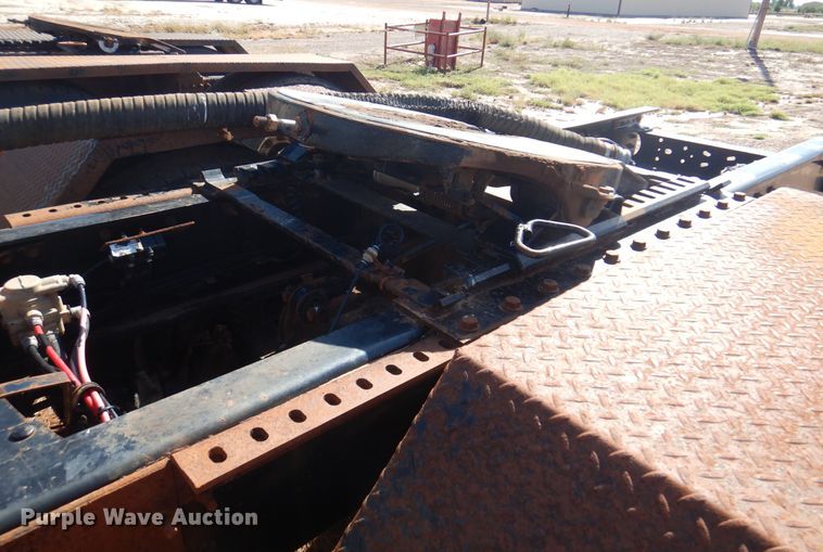 image for item DJ7522 2012 Mack GU713  semi truck