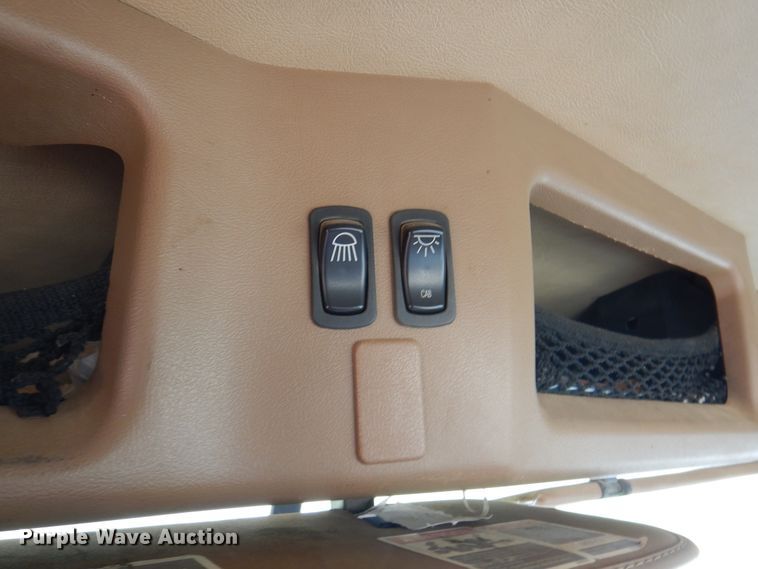 image for item DJ7522 2012 Mack GU713  semi truck