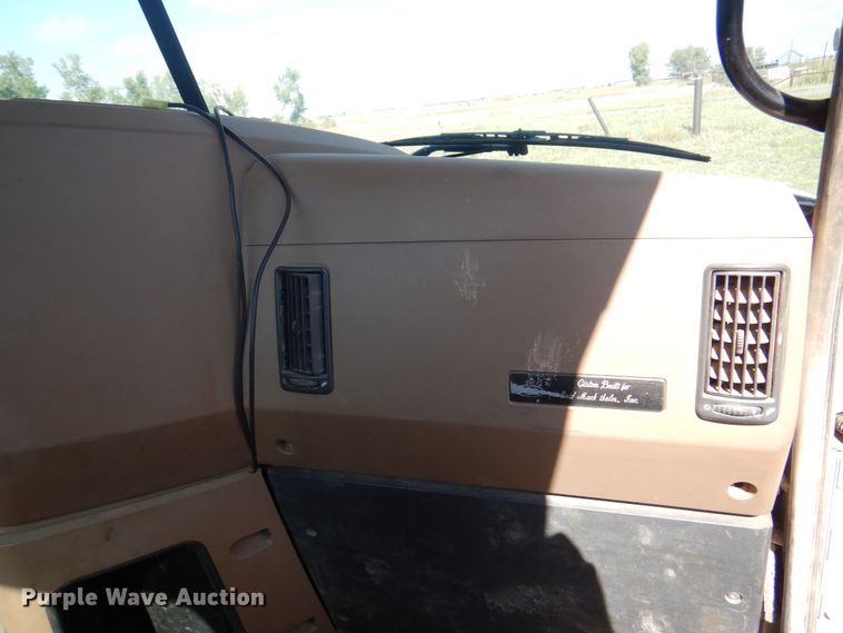 image for item DJ7522 2012 Mack GU713  semi truck