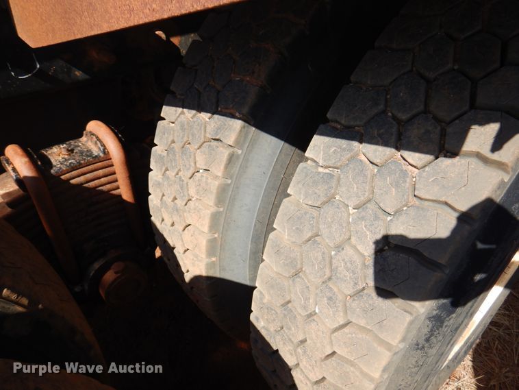 image for item DJ7522 2012 Mack GU713  semi truck