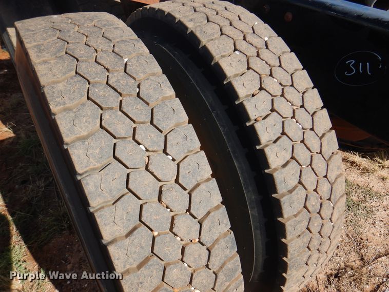 image for item DJ7522 2012 Mack GU713  semi truck