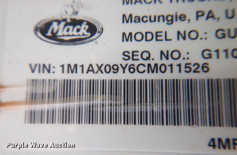 image for item DJ7522 2012 Mack GU713  semi truck