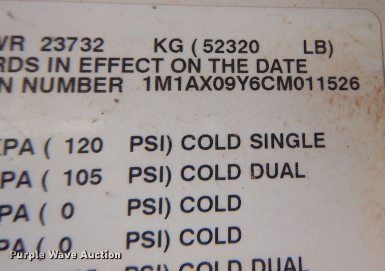 image for item DJ7522 2012 Mack GU713  semi truck