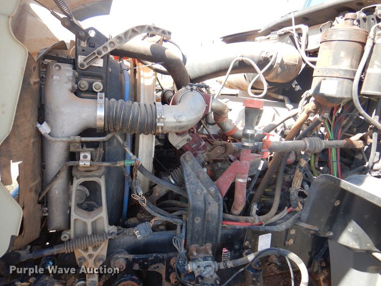 image for item DJ7523 2009 Mack GU713  semi truck