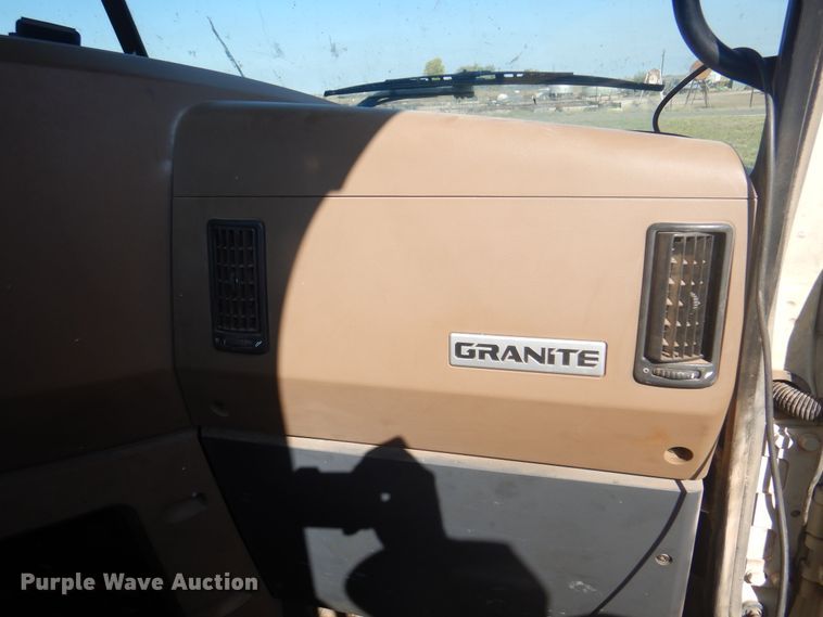 image for item DJ7524 2009 Mack GU713  semi truck