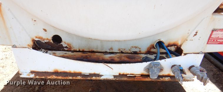 image for item DJ7526 2012 Gallegos  tank trailer