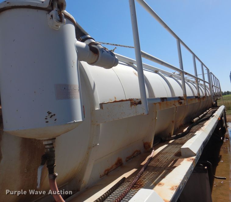 image for item DJ7526 2012 Gallegos  tank trailer