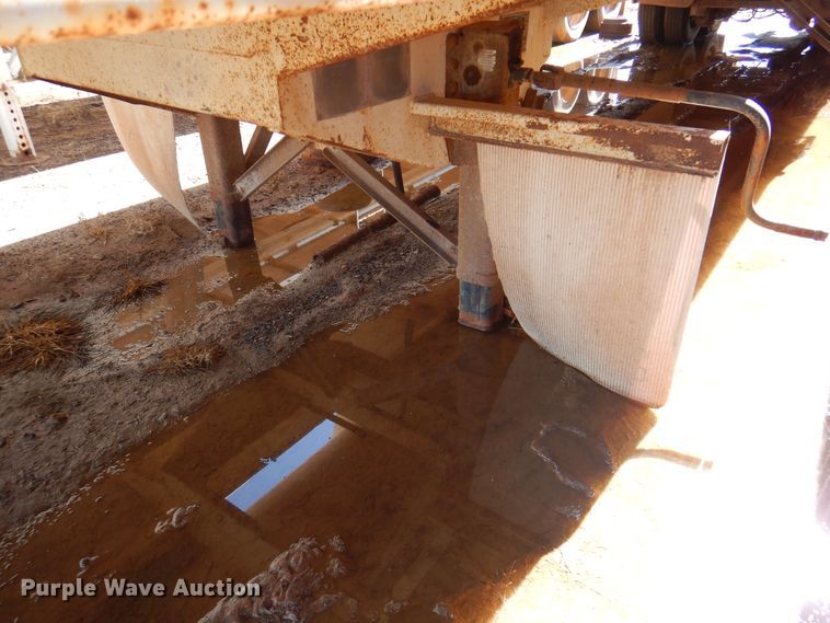 image for item DJ7526 2012 Gallegos  tank trailer