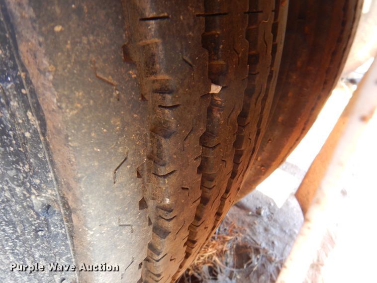 image for item DJ7526 2012 Gallegos  tank trailer