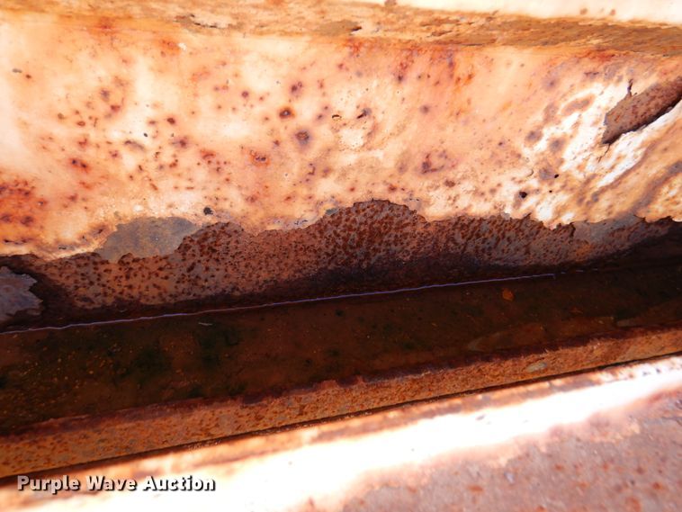 image for item DJ7526 2012 Gallegos  tank trailer