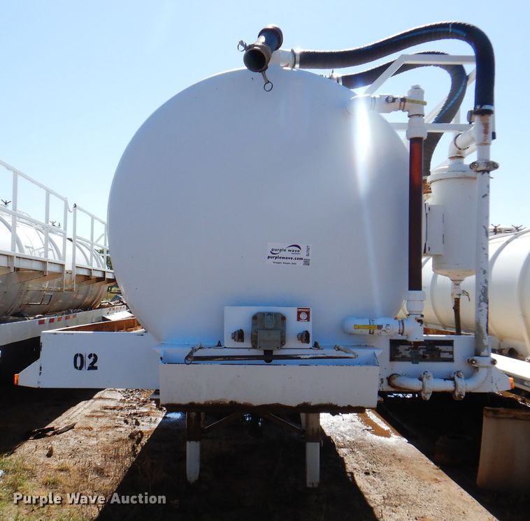 image for item DJ7527 2005 Eagle EV13  tank trailer