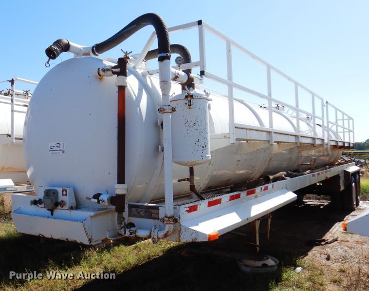 image for item DJ7528 2006 Eagle V-130  tank trailer