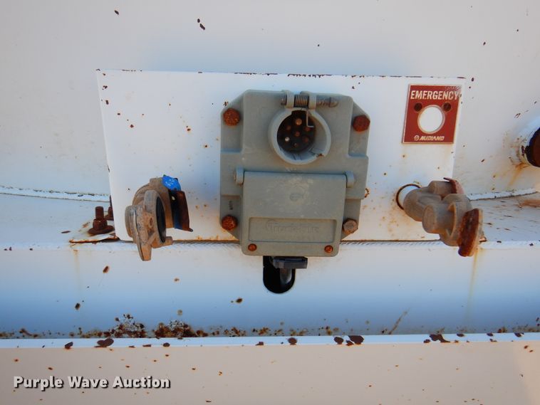 image for item DJ7528 2006 Eagle V-130  tank trailer