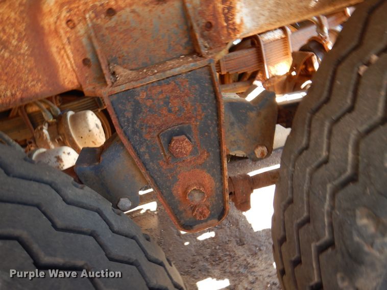 image for item DJ7528 2006 Eagle V-130  tank trailer