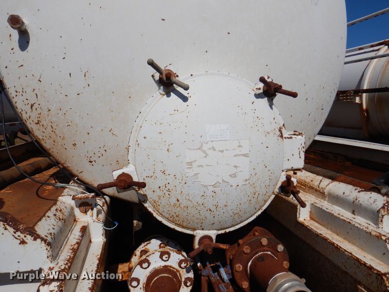 image for item DJ7528 2006 Eagle V-130  tank trailer