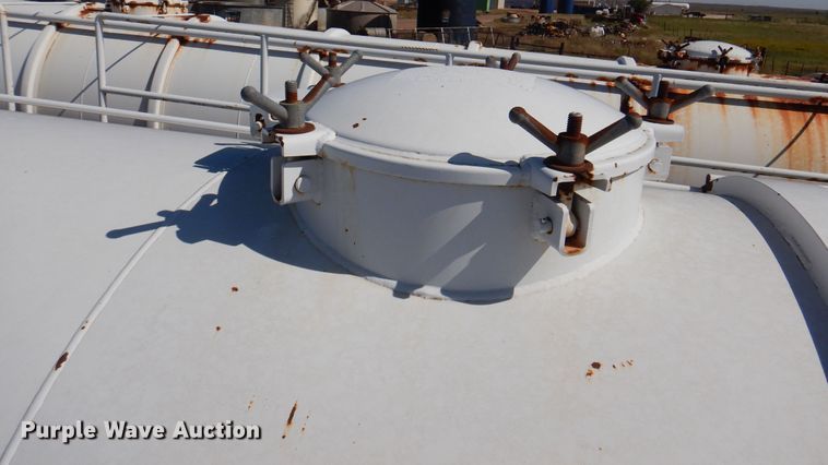 image for item DJ7528 2006 Eagle V-130  tank trailer