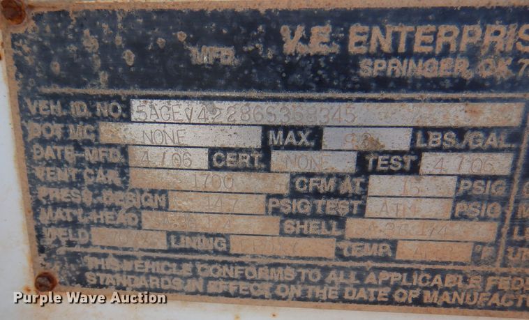 image for item DJ7528 2006 Eagle V-130  tank trailer