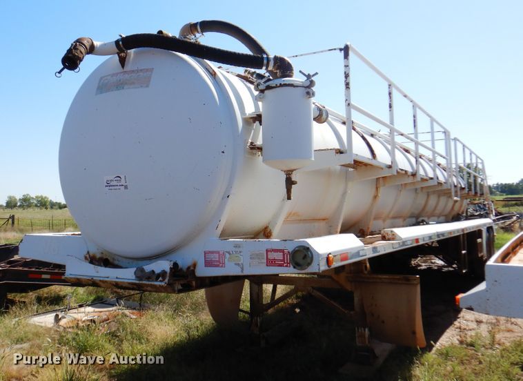 image for item DJ7529 2012 Gallegos  tank trailer