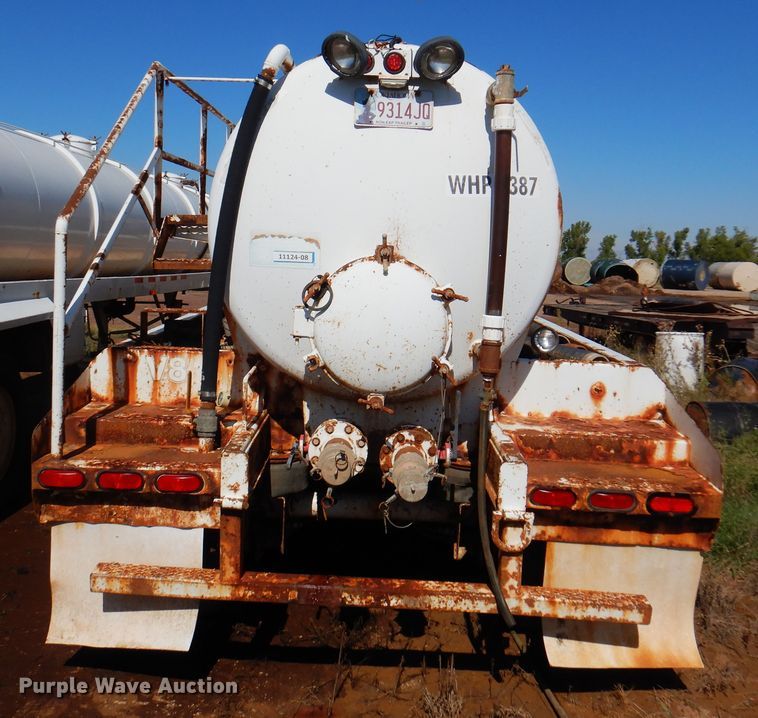 image for item DJ7529 2012 Gallegos  tank trailer