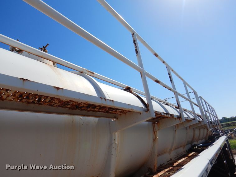 image for item DJ7529 2012 Gallegos  tank trailer