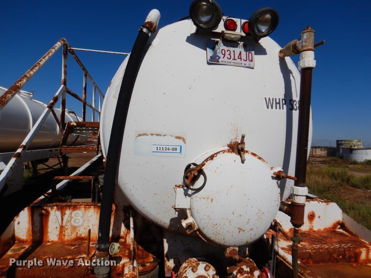 image for item DJ7529 2012 Gallegos  tank trailer