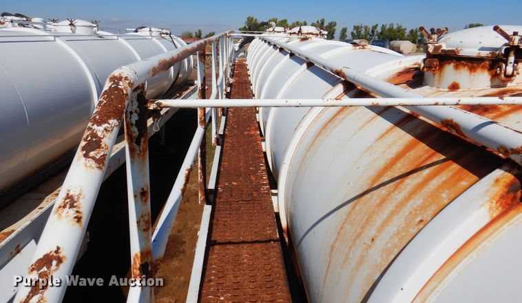 image for item DJ7529 2012 Gallegos  tank trailer