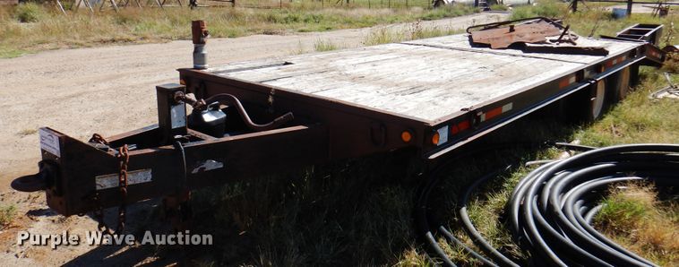 image for item DJ7530 2006 Belsche  equipment trailer