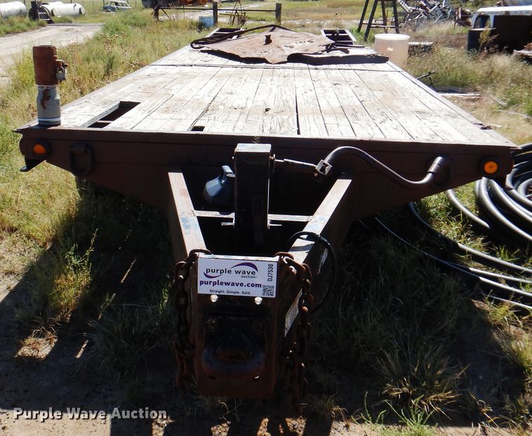 image for item DJ7530 2006 Belsche  equipment trailer