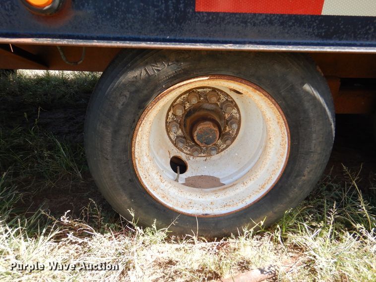 image for item DJ7530 2006 Belsche  equipment trailer