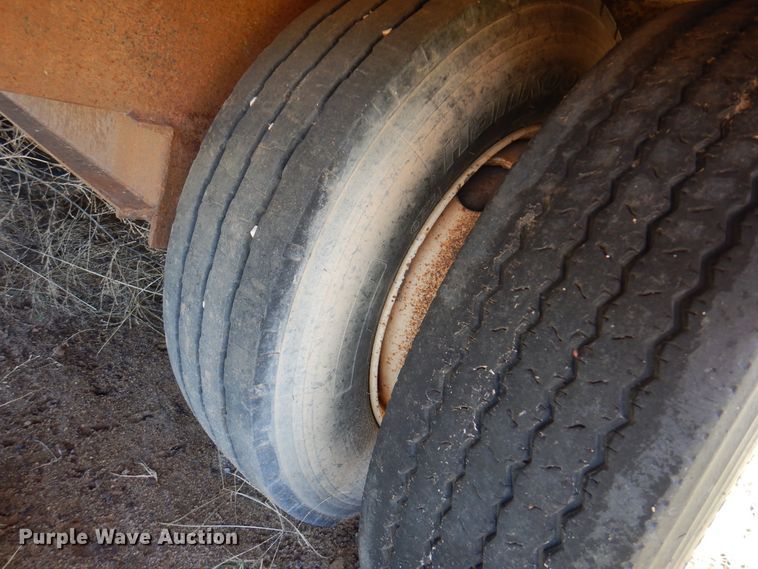 image for item DJ7530 2006 Belsche  equipment trailer