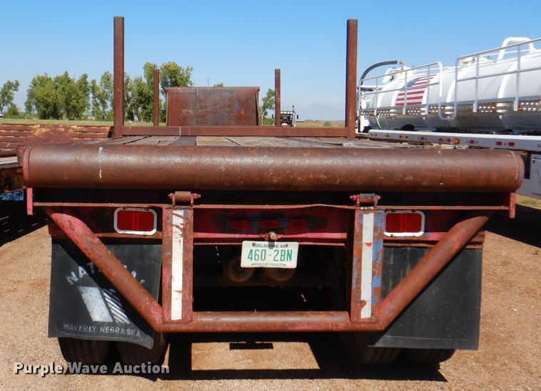 image for item DJ7534 1980 Aztec FCB-7538  flatbed trailer