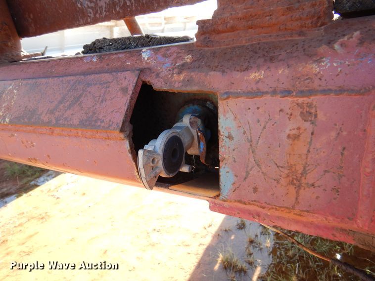 image for item DJ7534 1980 Aztec FCB-7538  flatbed trailer