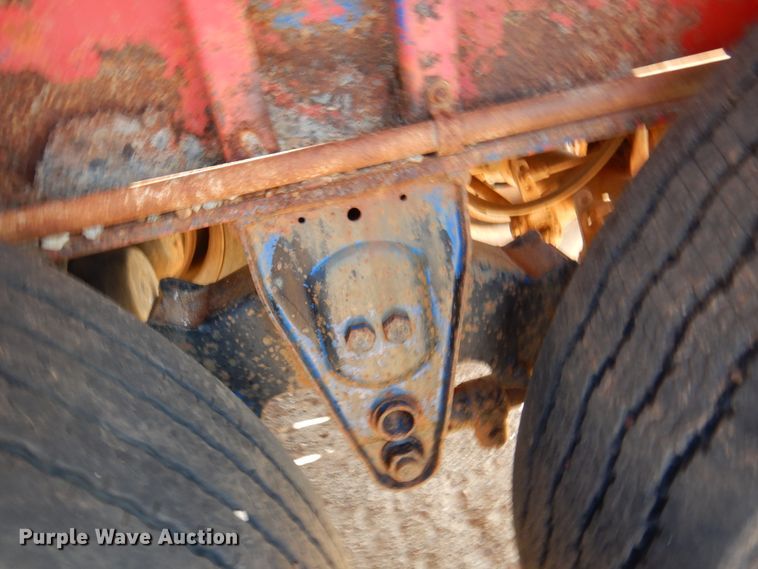 image for item DJ7534 1980 Aztec FCB-7538  flatbed trailer