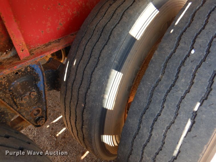 image for item DJ7534 1980 Aztec FCB-7538  flatbed trailer