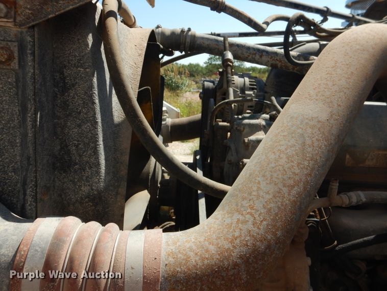 image for item DJ8873 1999 Western Star 4964FX  semi truck