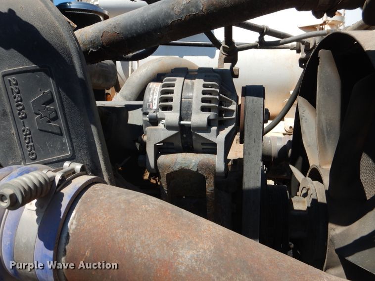 image for item DJ8873 1999 Western Star 4964FX  semi truck