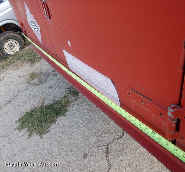 image for item DJ8877 1992 Chevrolet C7500  fuel truck